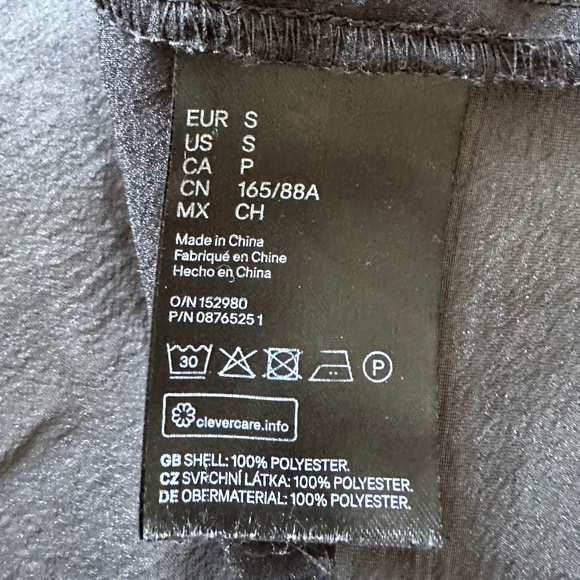 Black mesh🕸️button-down sheer topper - Picture 3 of 5